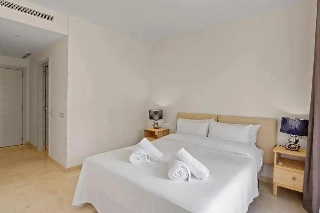Alcazaba Lagoon Family Apartment By Costarentals - Ref M14 Estepona