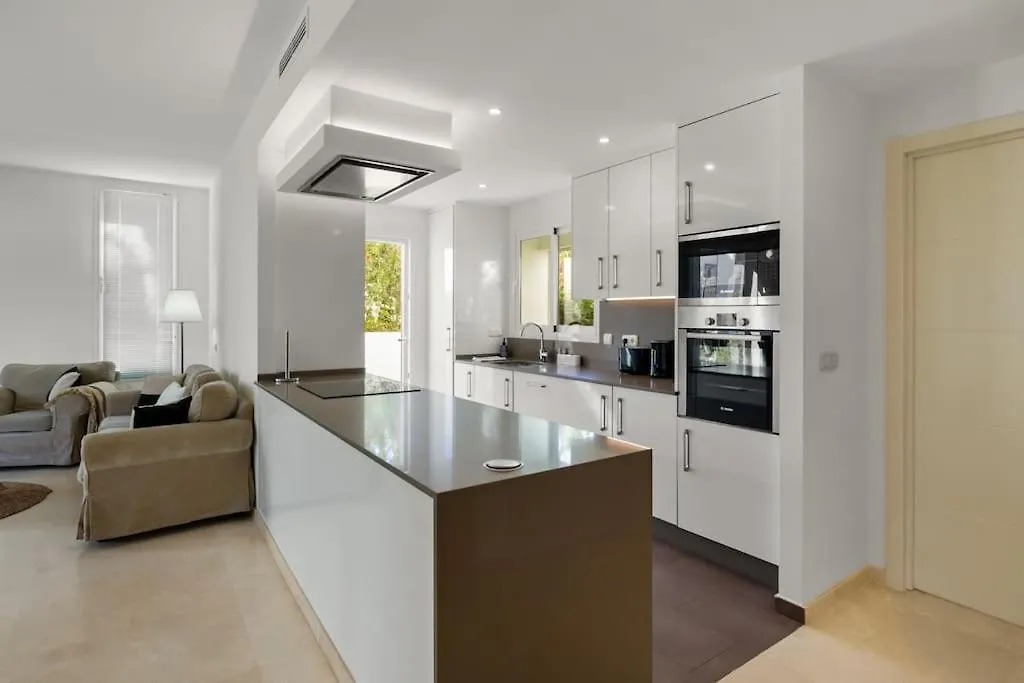 Alcazaba Lagoon Family Apartment By Costarentals - Ref M14 Estepona Spain
