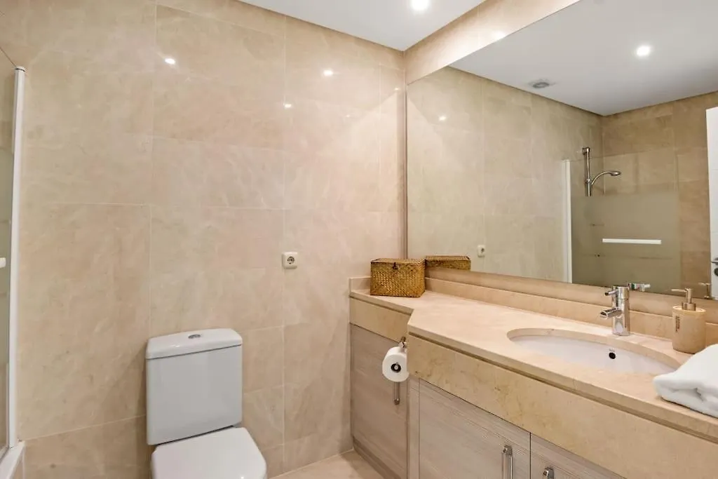 Alcazaba Lagoon Family Apartment By Costarentals - Ref M14 Estepona